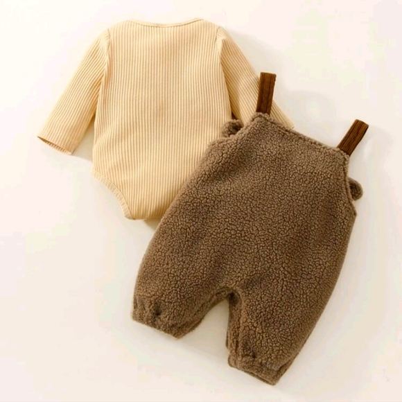 2Pc Baby Boy Solid Bodysuit with tee - Picture 2 of 7